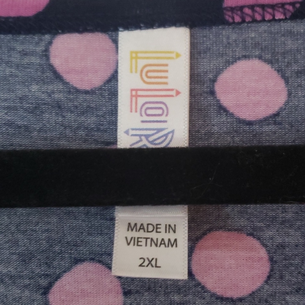 Top - Picture 2 of 3